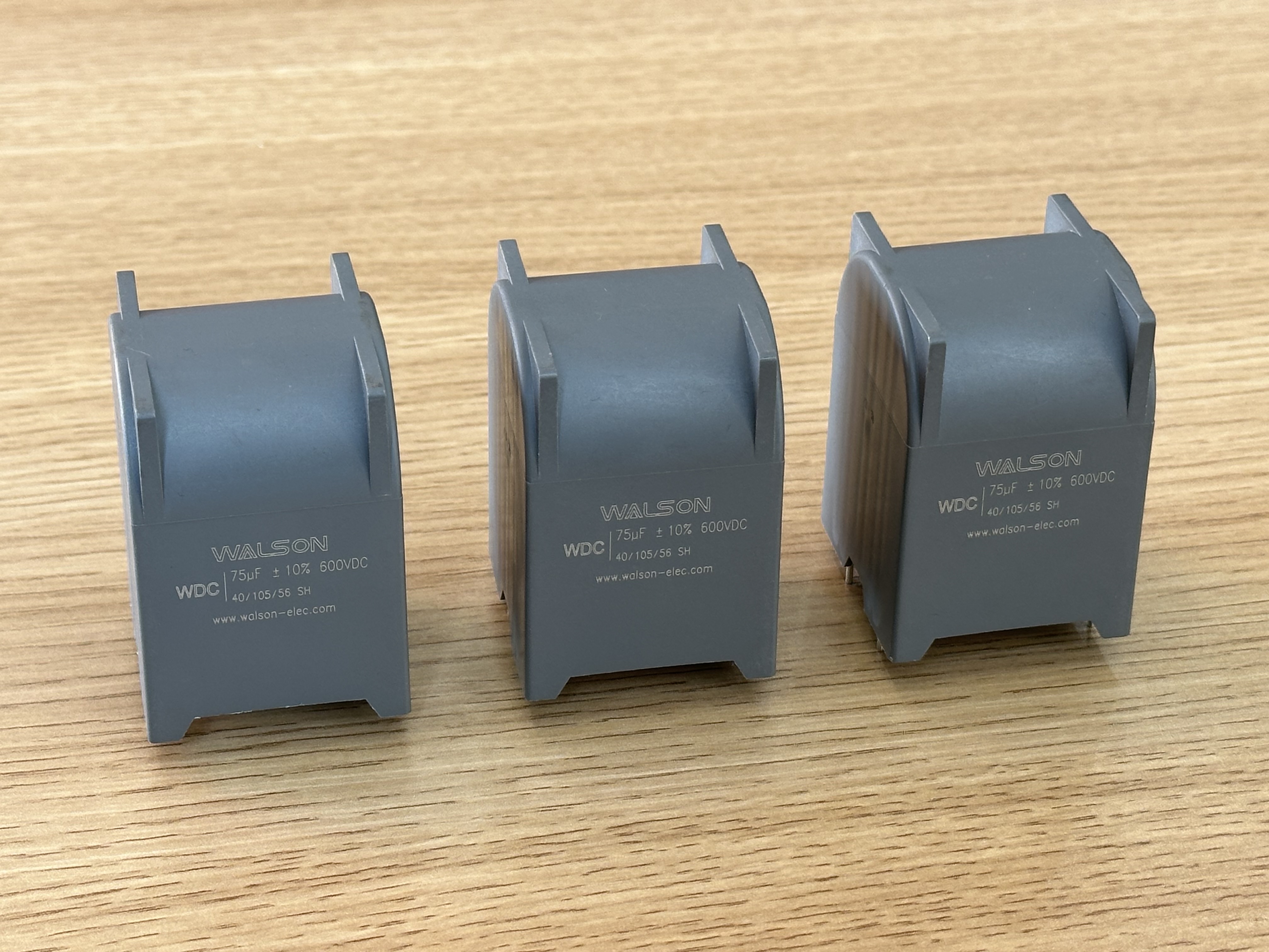 Tumačenje ESR/ESL parametara filmskih kondenzatora i njihov važan utjecaj na rad opreme